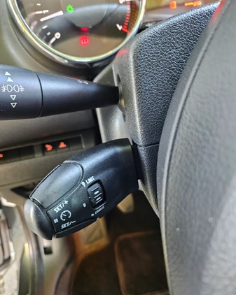 Peugeot 5008 cena 21900 przebieg: 216000, rok produkcji 2011 z Sompolno małe 781